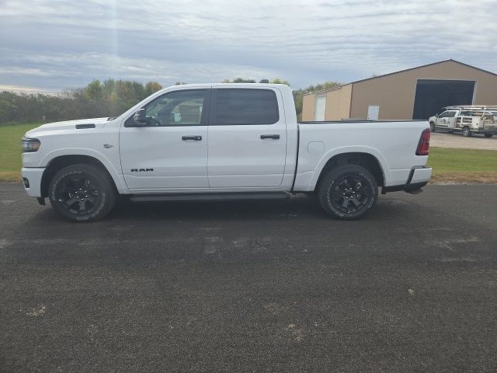New 2026 Ram 1500 BIG HORN CREW CAB 4X4 5'7 BOX Pickup