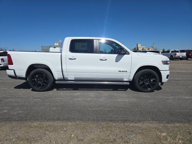 2026 Ram 1500 LARAMIE CREW CAB 4X4 5'7 BOX Pickup