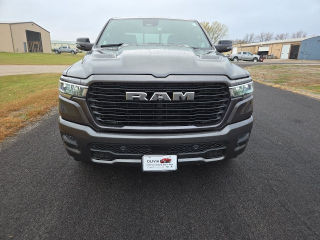 New 2026 Ram 1500 LARAMIE CREW CAB 4X4 5'7 BOX Pickup