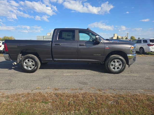 New 2027 Ram 3500 BIG HORN CREW CAB 4X4 6'4 BOX Pickup