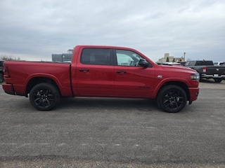 2026 Ram 1500 LARAMIE CREW CAB 4X4 5'7 BOX Pickup