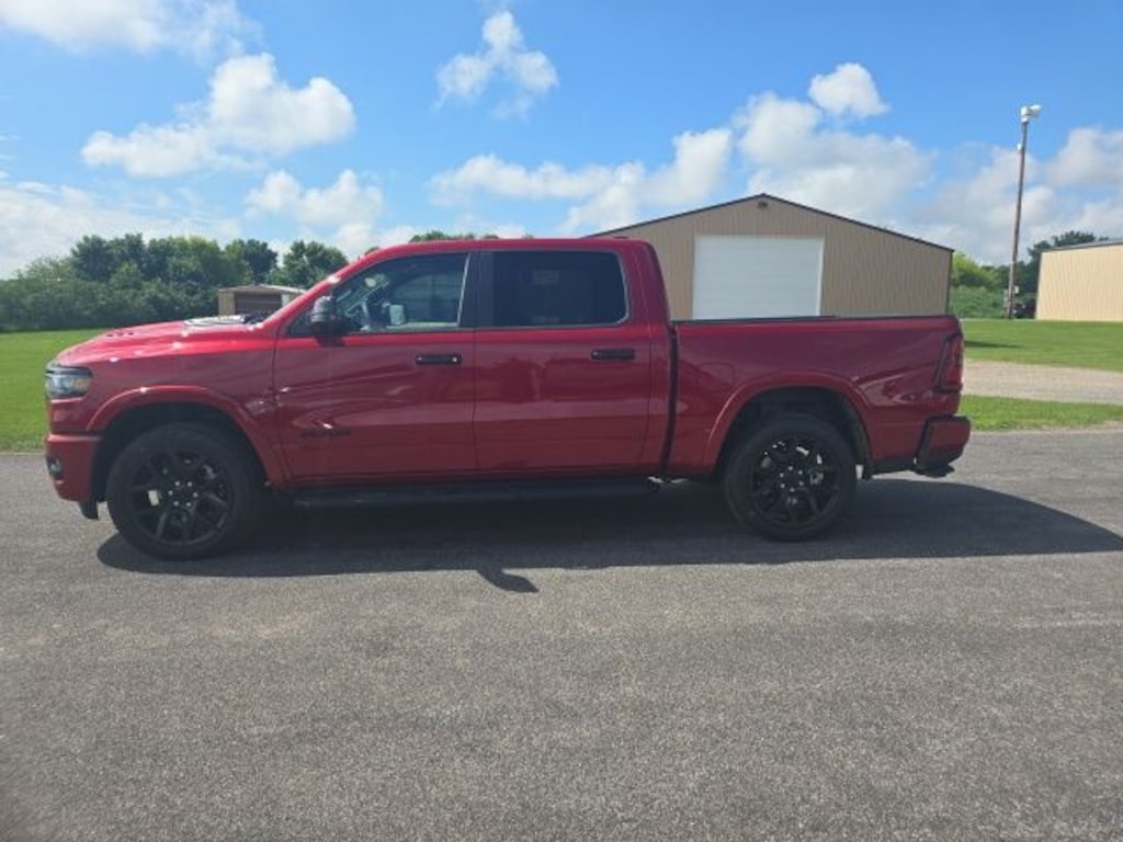 New 2026 Ram 1500 LARAMIE CREW CAB 4X4 5'7 BOX Pickup