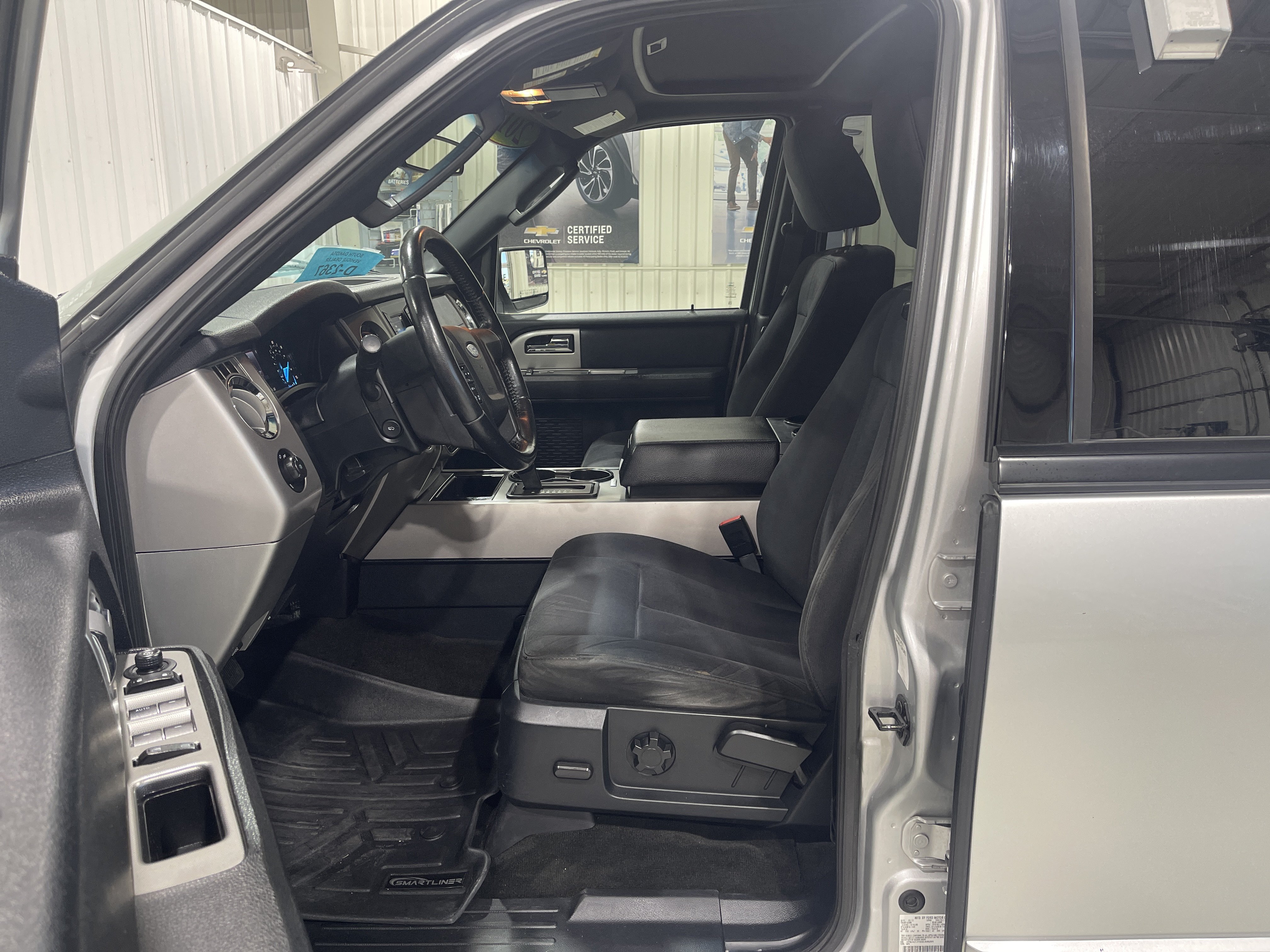 Used 2017 Ford Expedition XLT