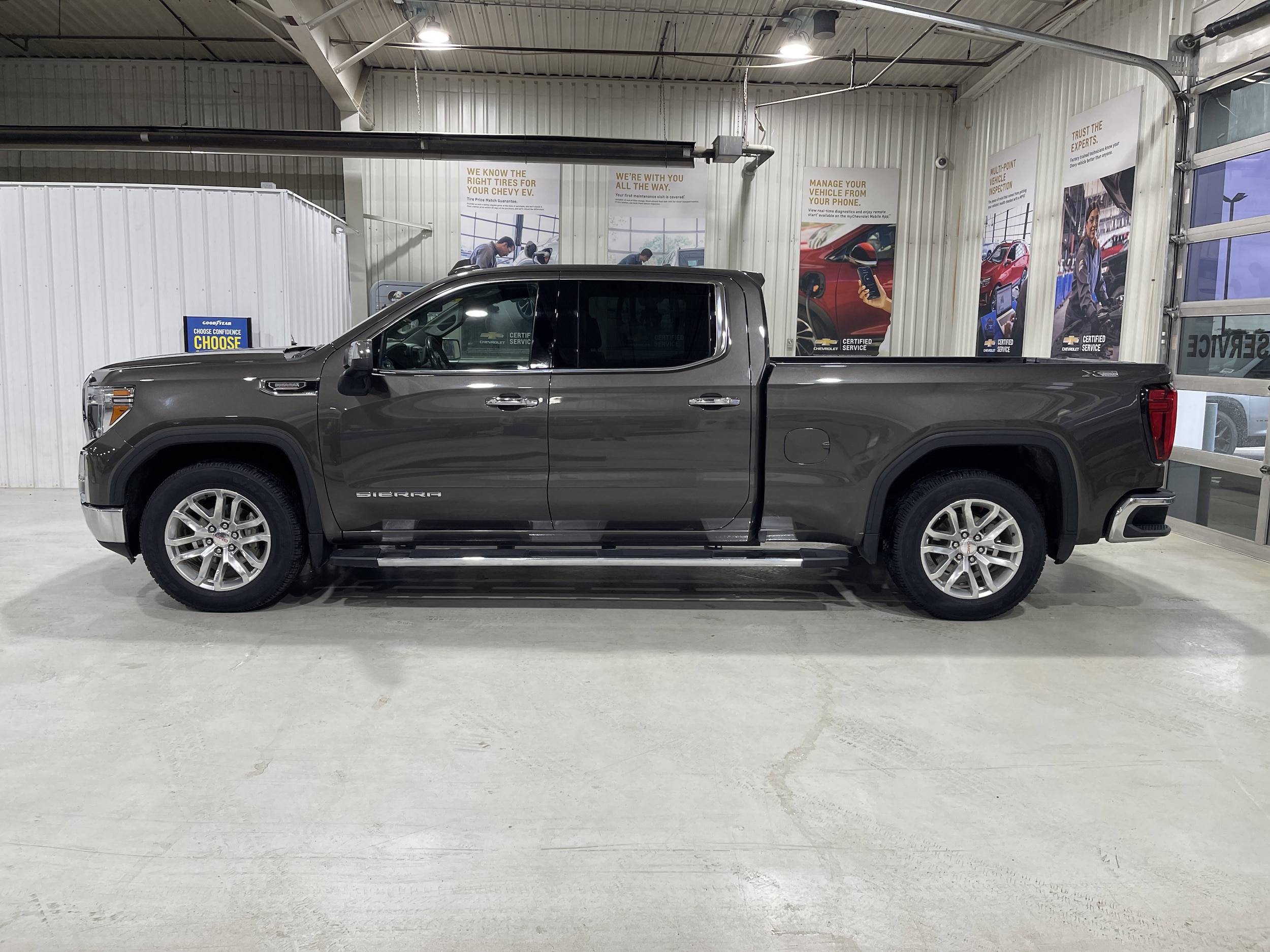 2020 GMC Sierra 1500 SLT - Photo 5