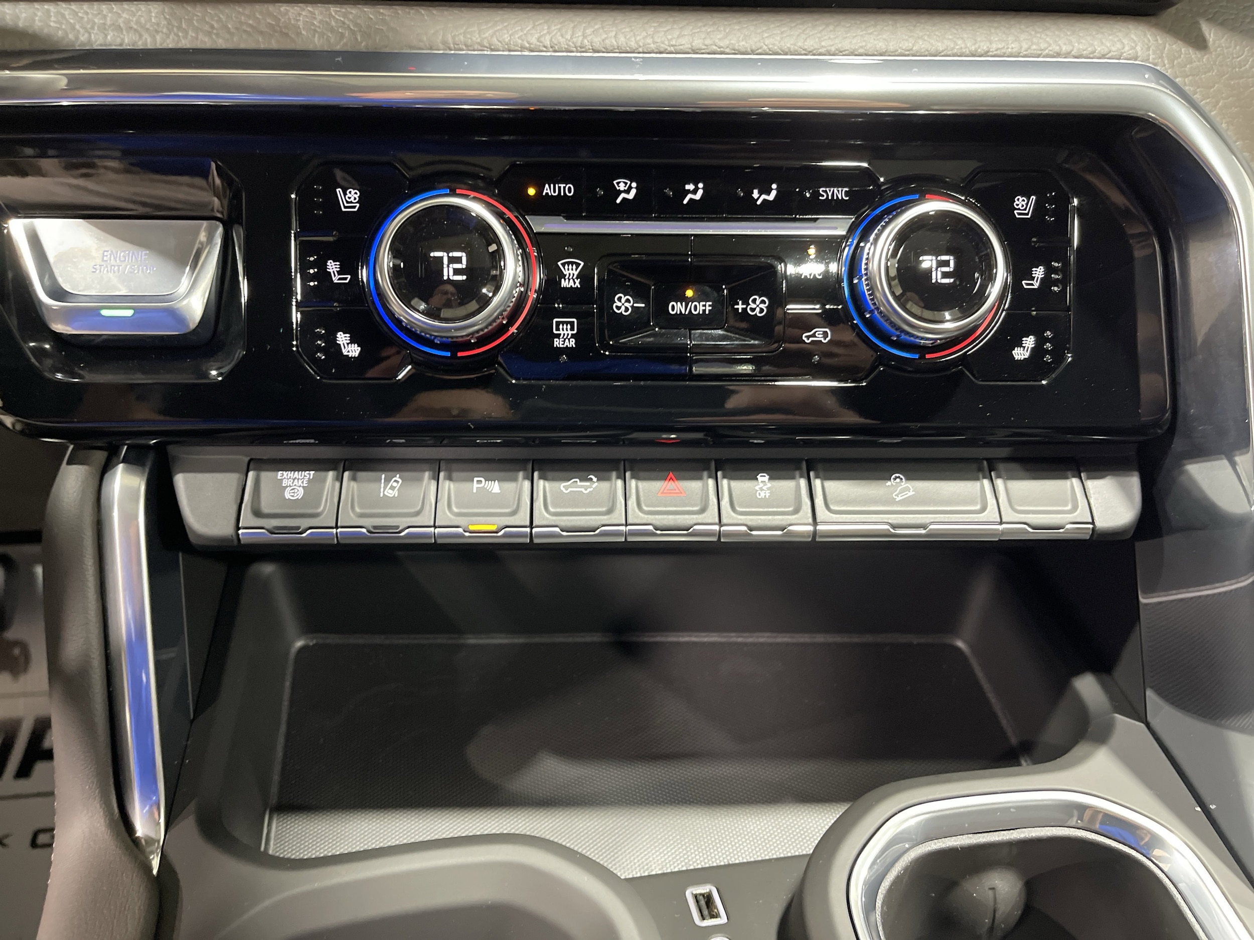 2026 GMC Sierra 3500HD Denali - Photo 27