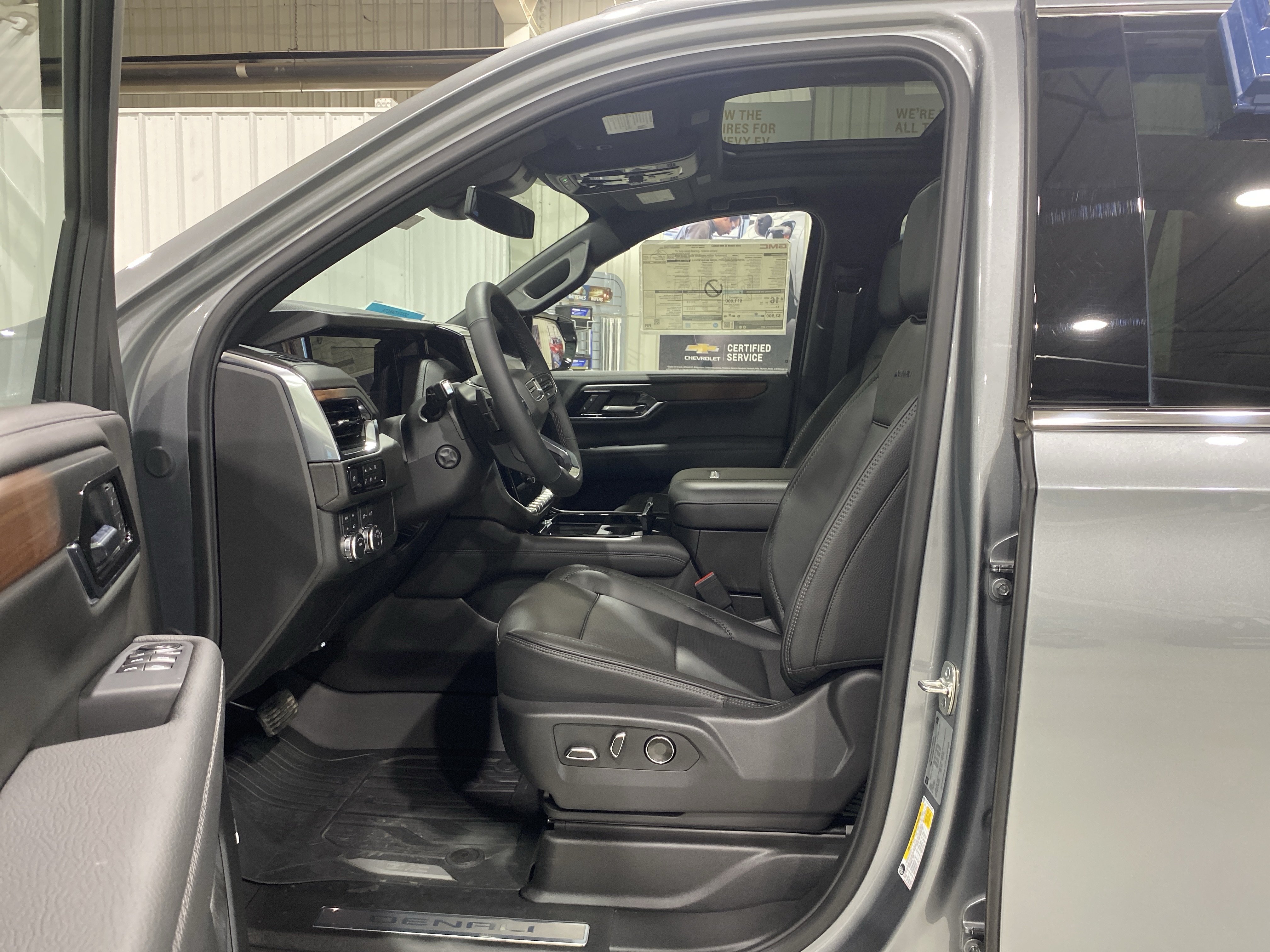 New 2026 GMC Yukon XL Denali SUV