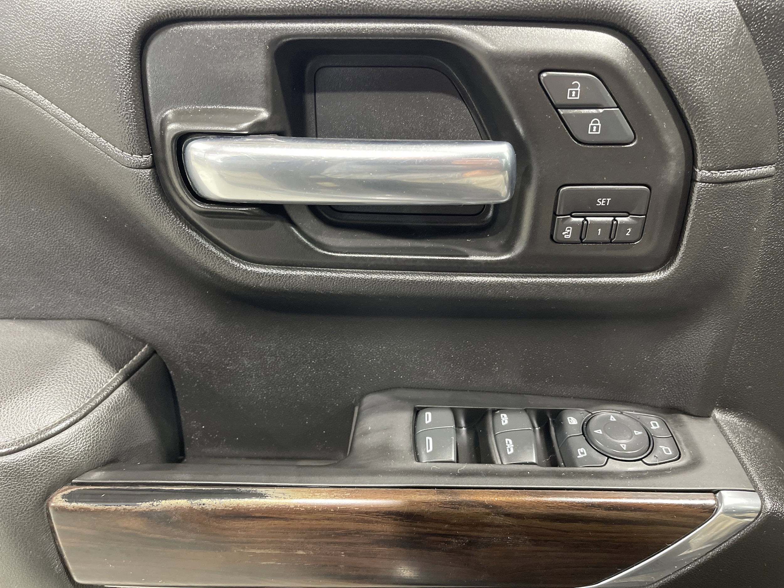 2020 GMC Sierra 1500 SLT - Photo 32