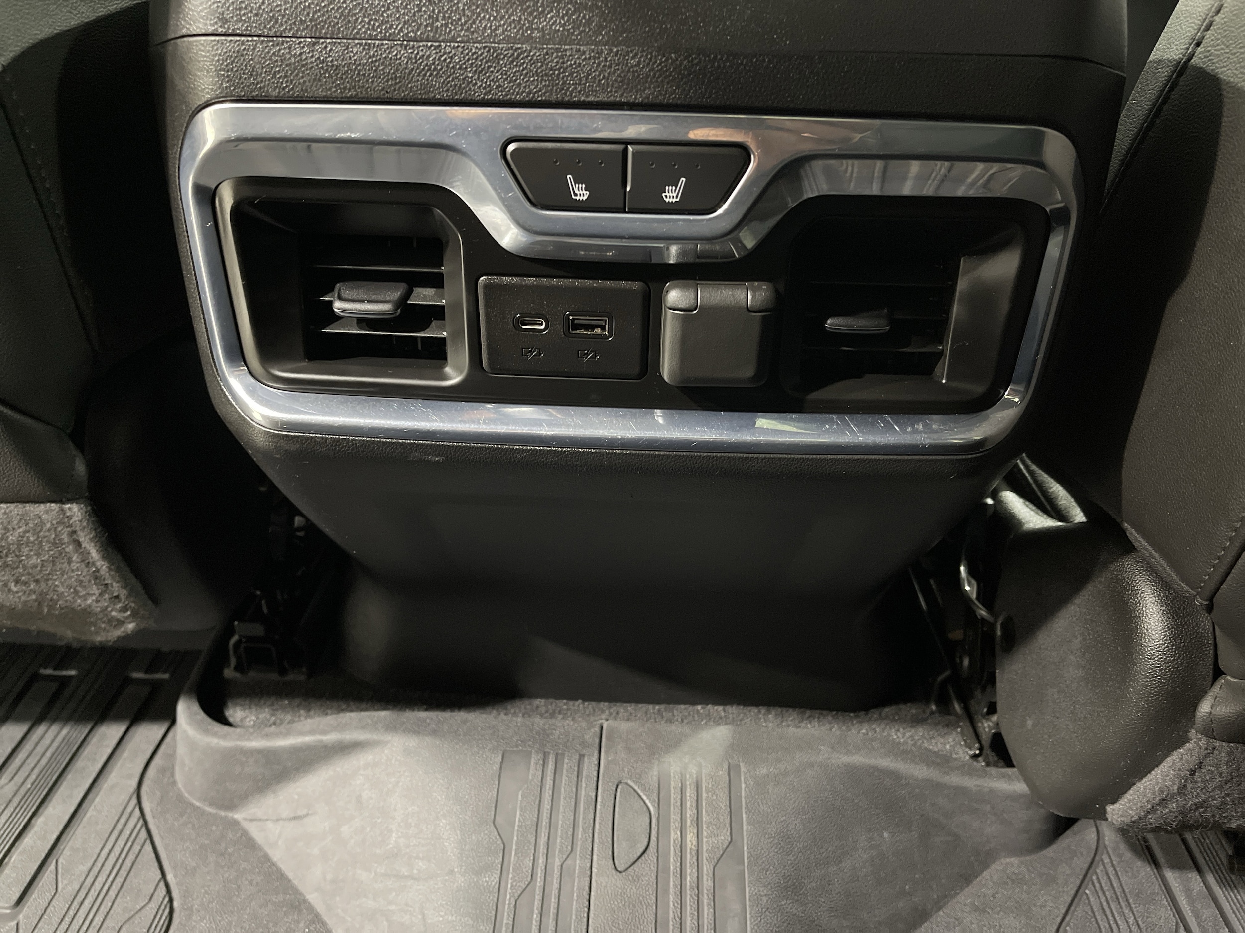 2020 GMC Sierra 1500 SLT - Photo 15