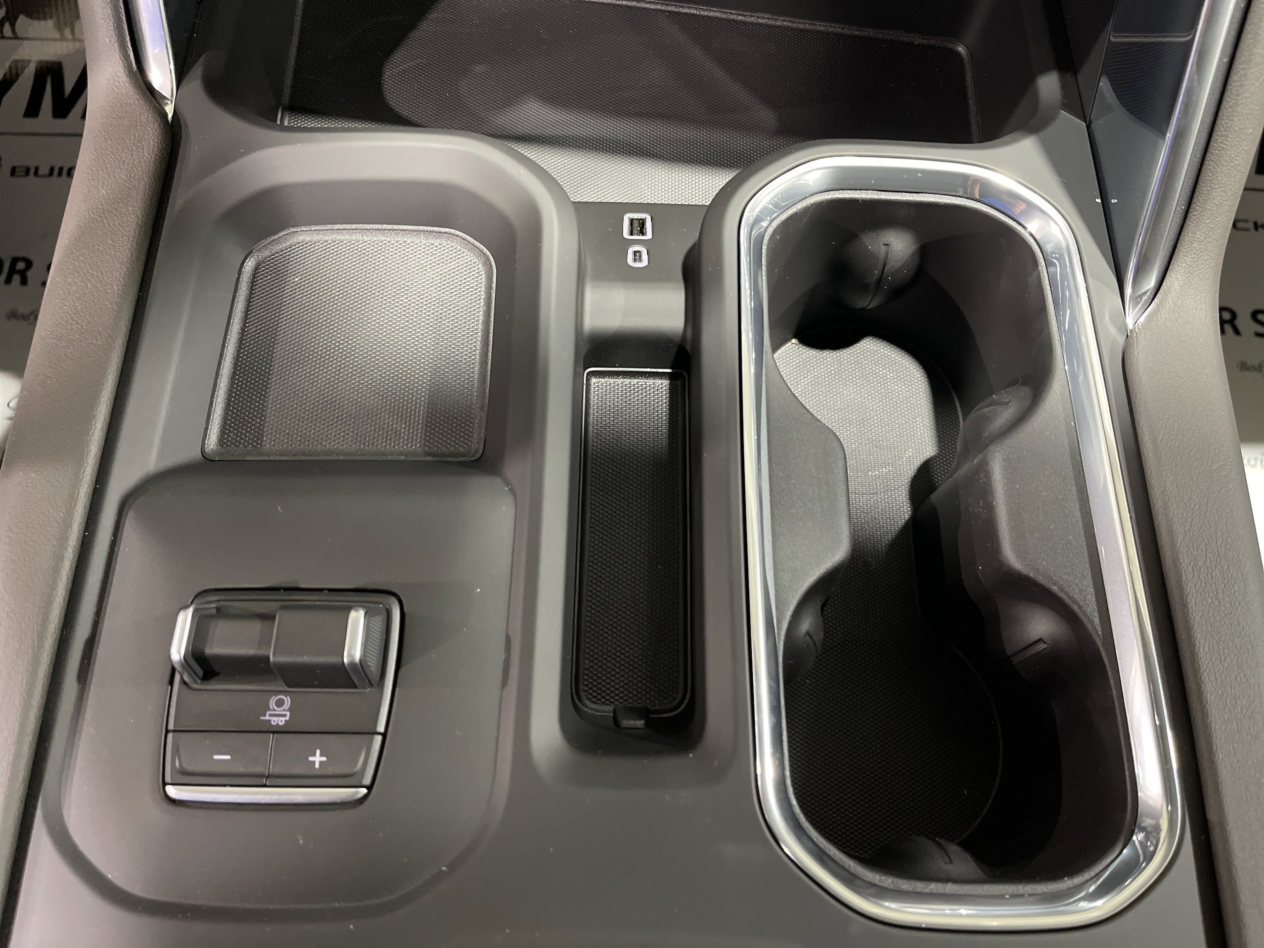 2026 GMC Sierra 3500HD Denali - Photo 28
