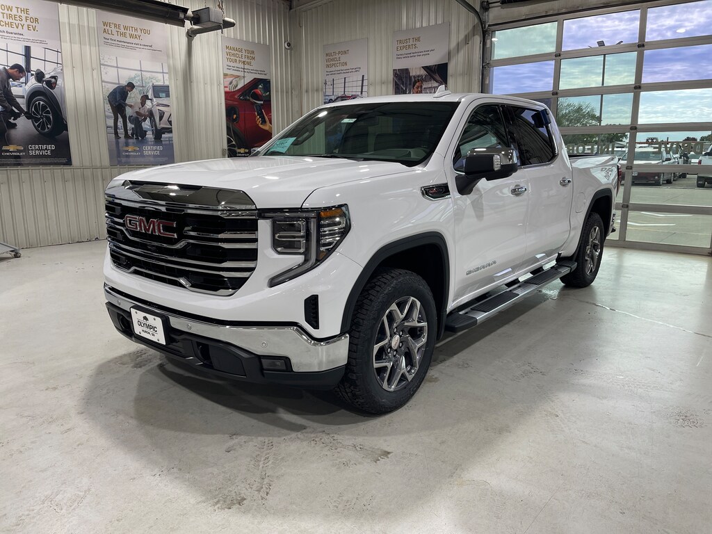 New 2026 GMC Sierra 1500 SLT Truck