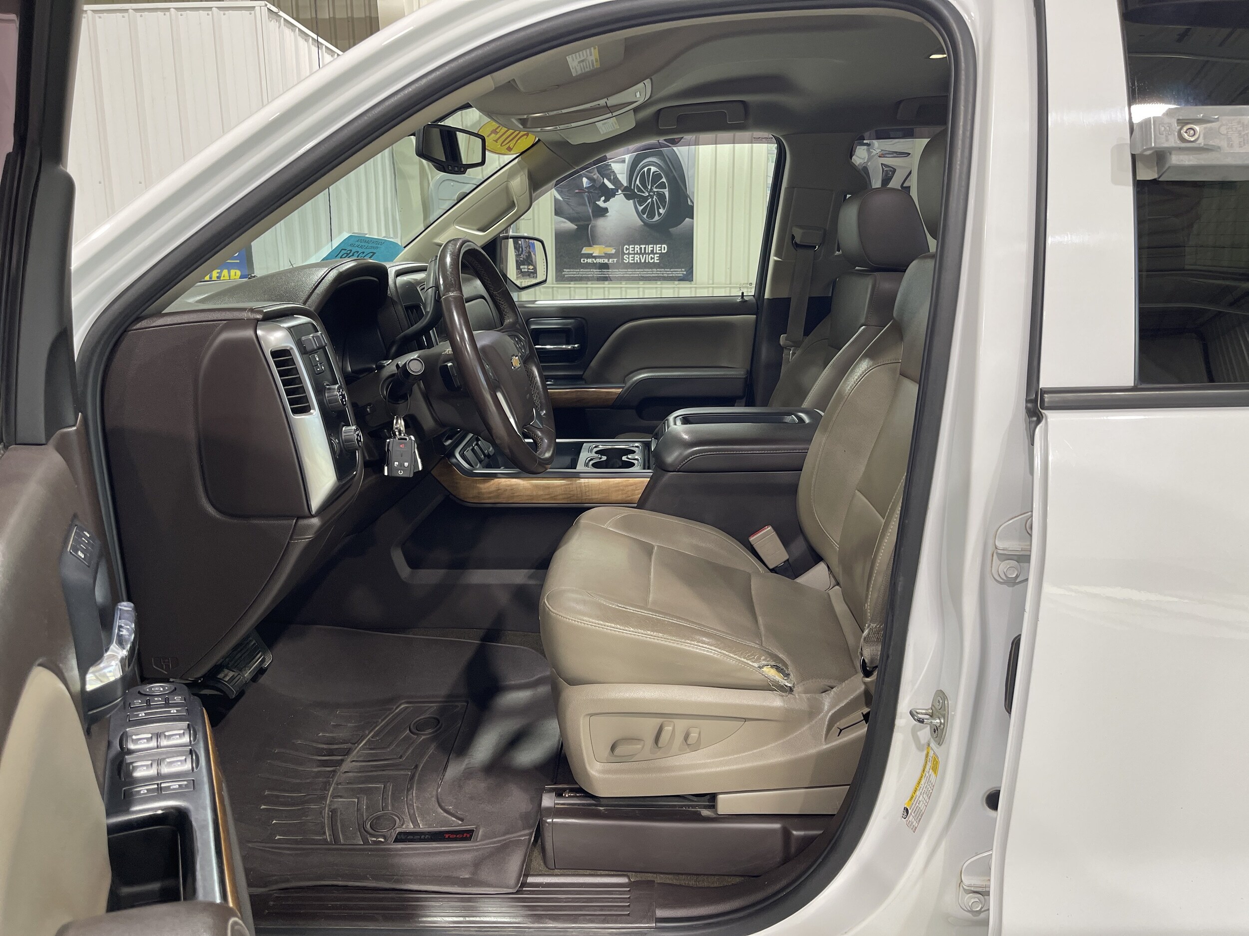 Used 2014 Chevrolet Silverado 1500 LTZ with VIN 1GCVKSEC5EZ234524 for sale in Huron, SD
