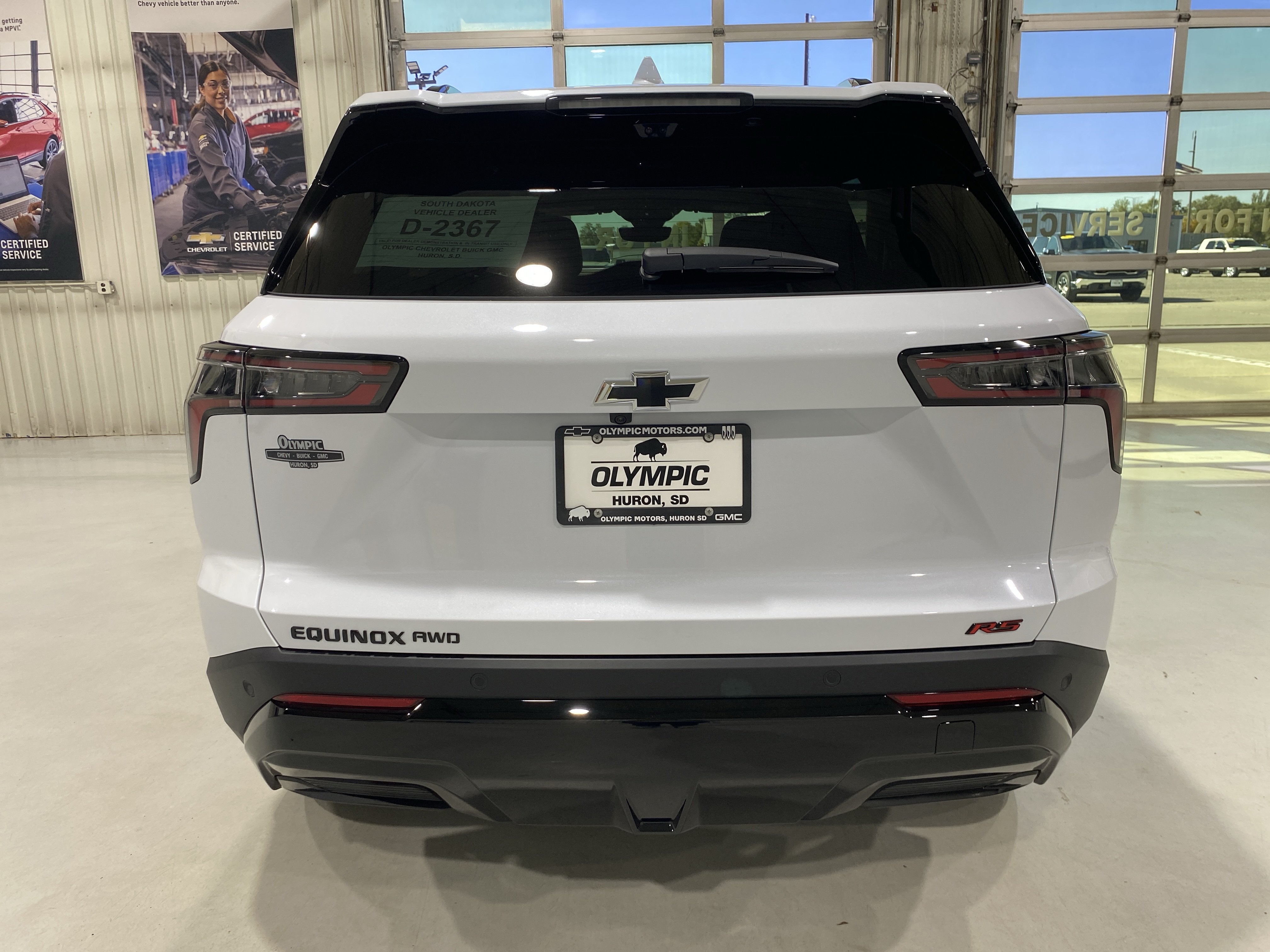 2027 Chevrolet Equinox RS - Photo 7