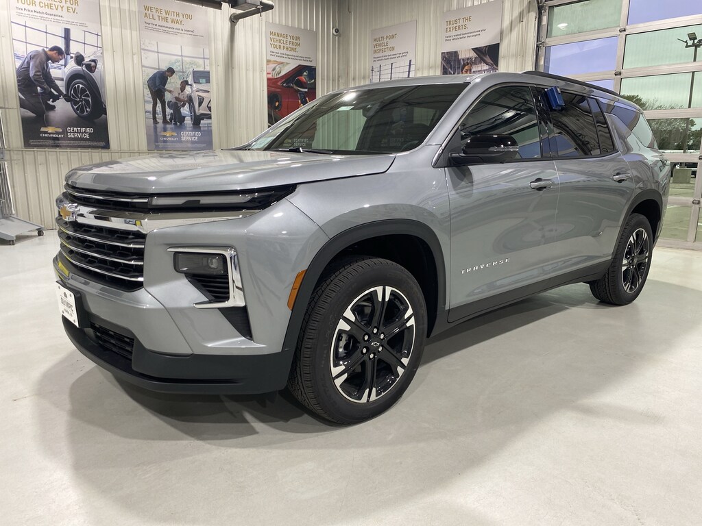 New 2027 Chevrolet Traverse LT SUV