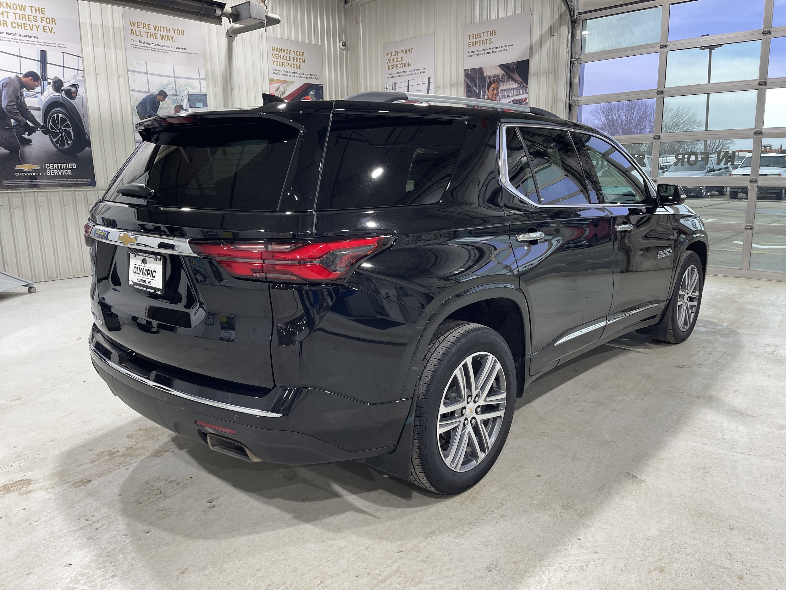 2023 Chevrolet Traverse High Country - Photo 7