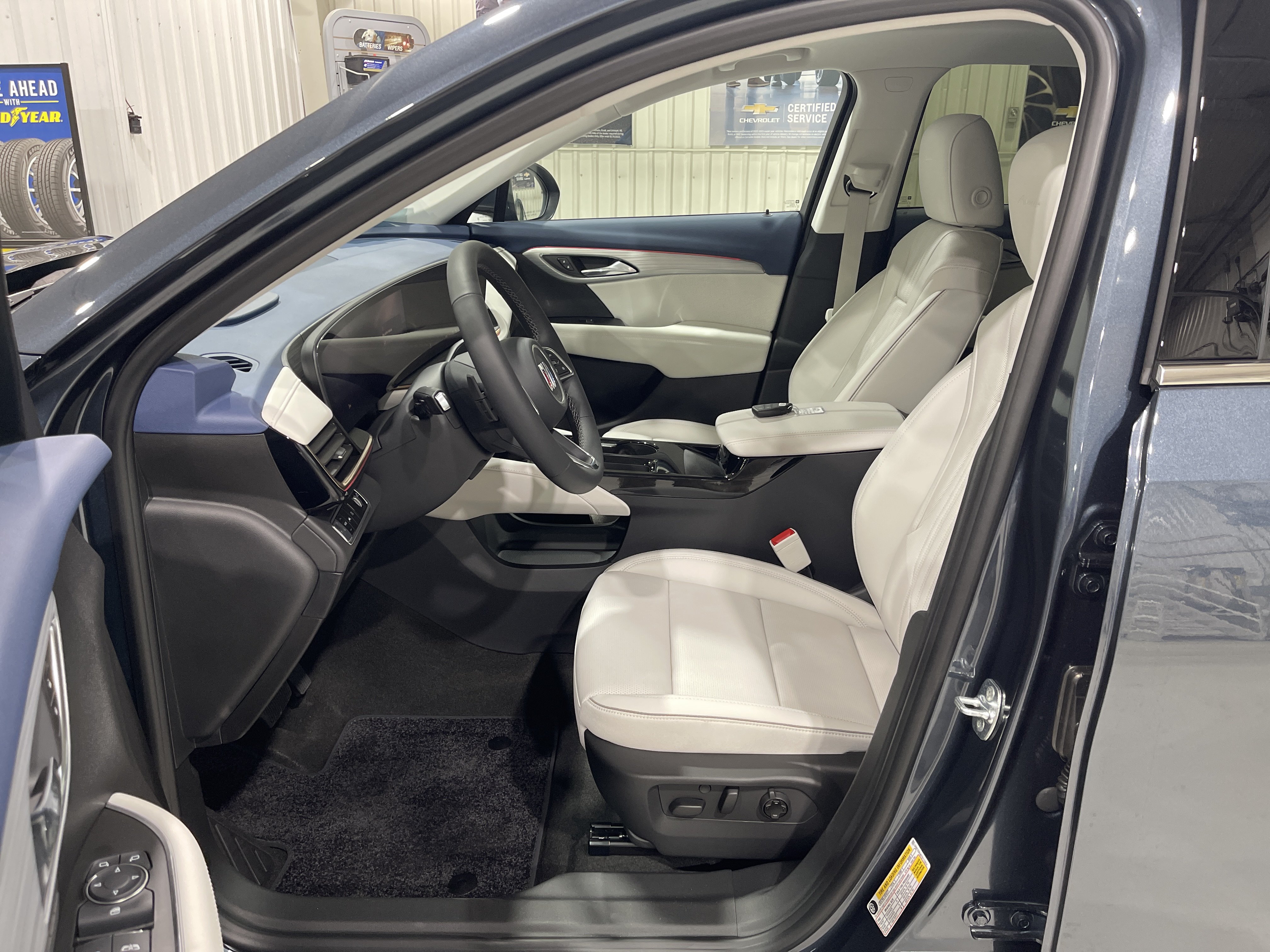 New 2026 Buick Envision Avenir SUV