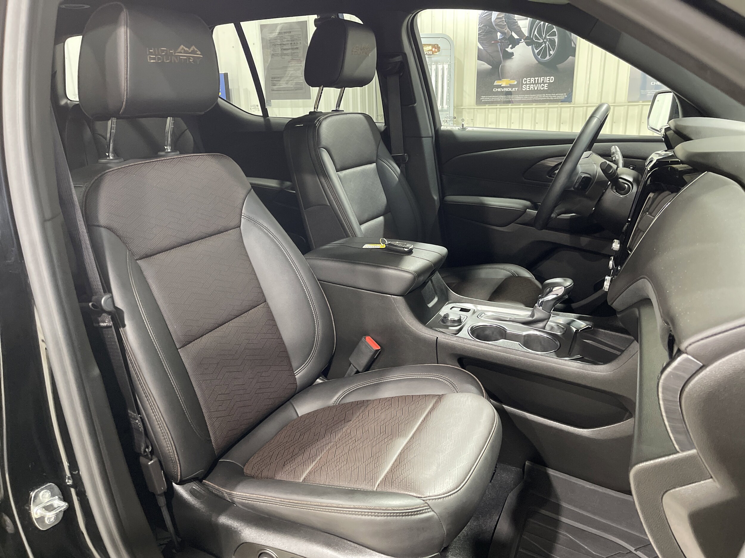 2023 Chevrolet Traverse High Country - Photo 17