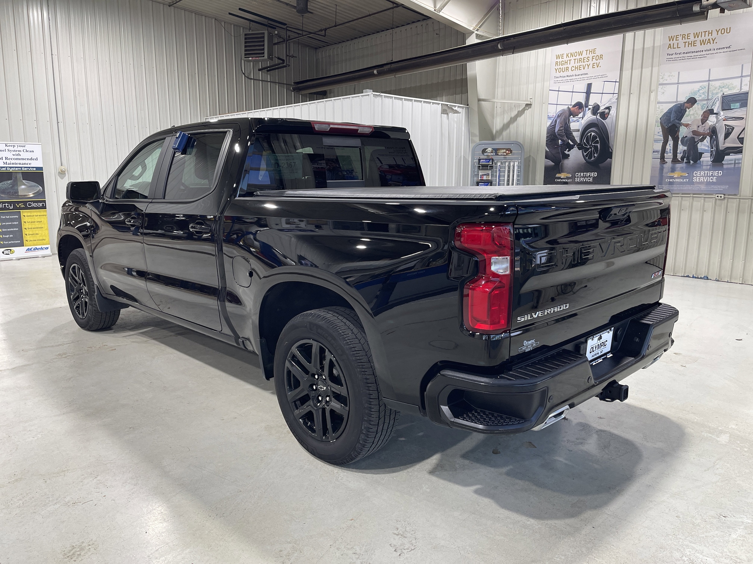 2024 Chevrolet Silverado 1500 RST - Photo 6