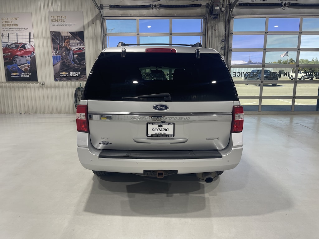 Used 2017 Ford Expedition XLT