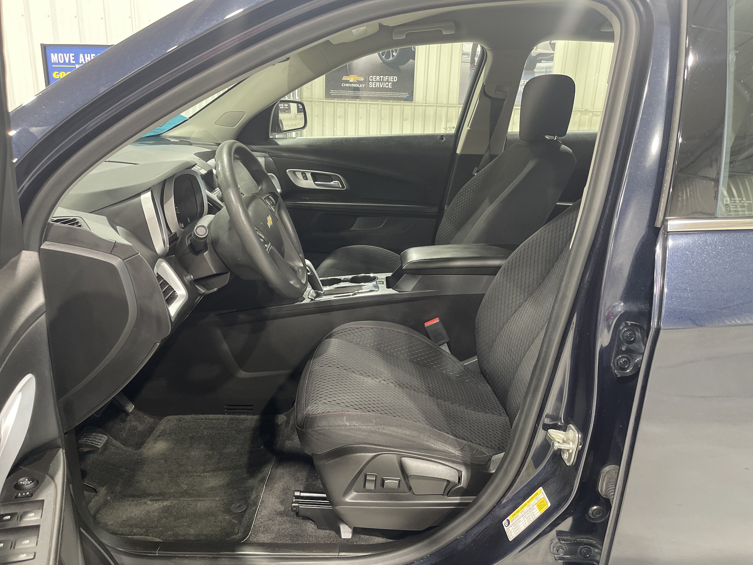 Used 2015 Chevrolet Equinox LS with VIN 2GNFLEEK7F6418264 for sale in Huron, SD