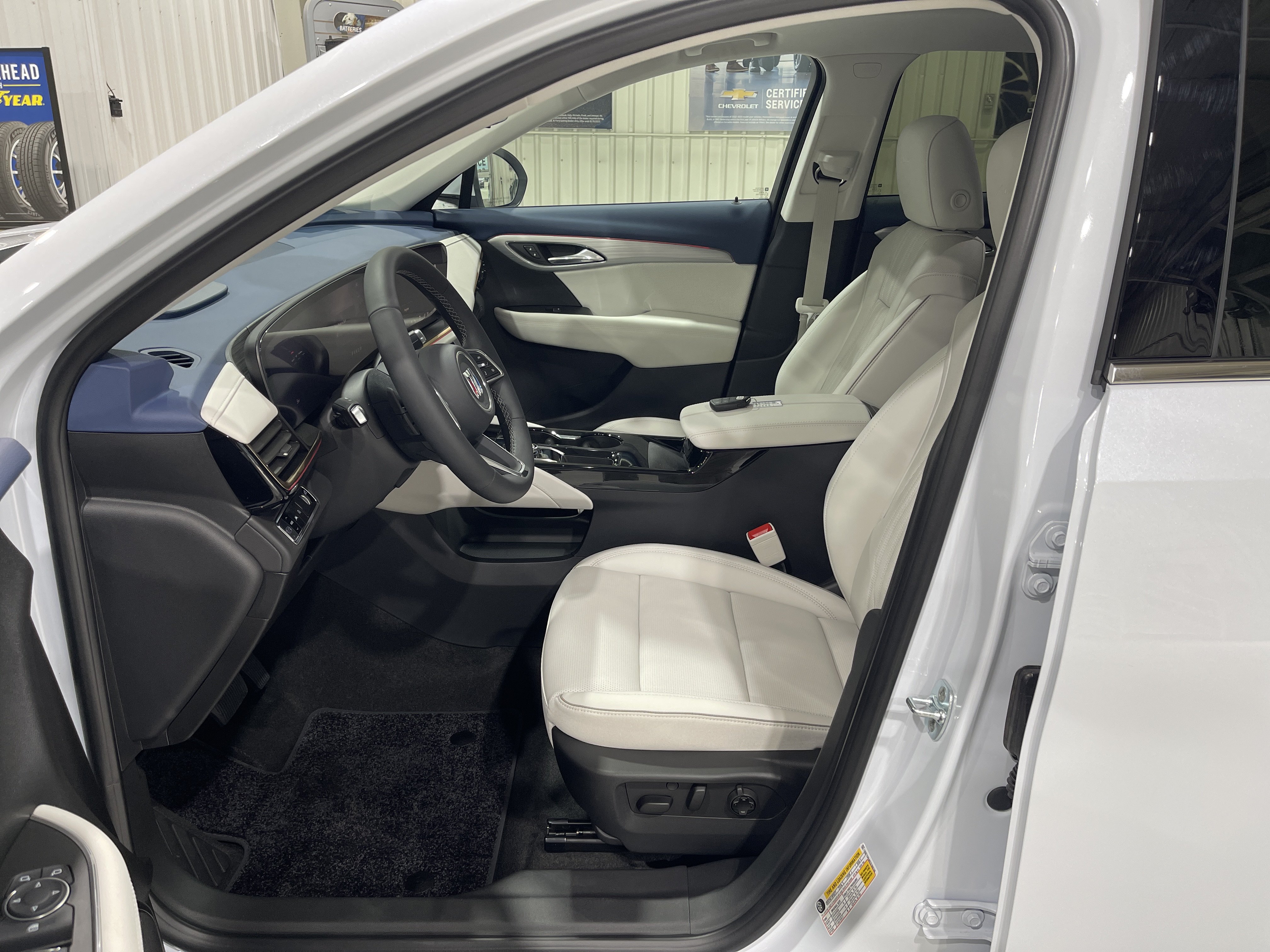 New 2026 Buick Envision Avenir SUV