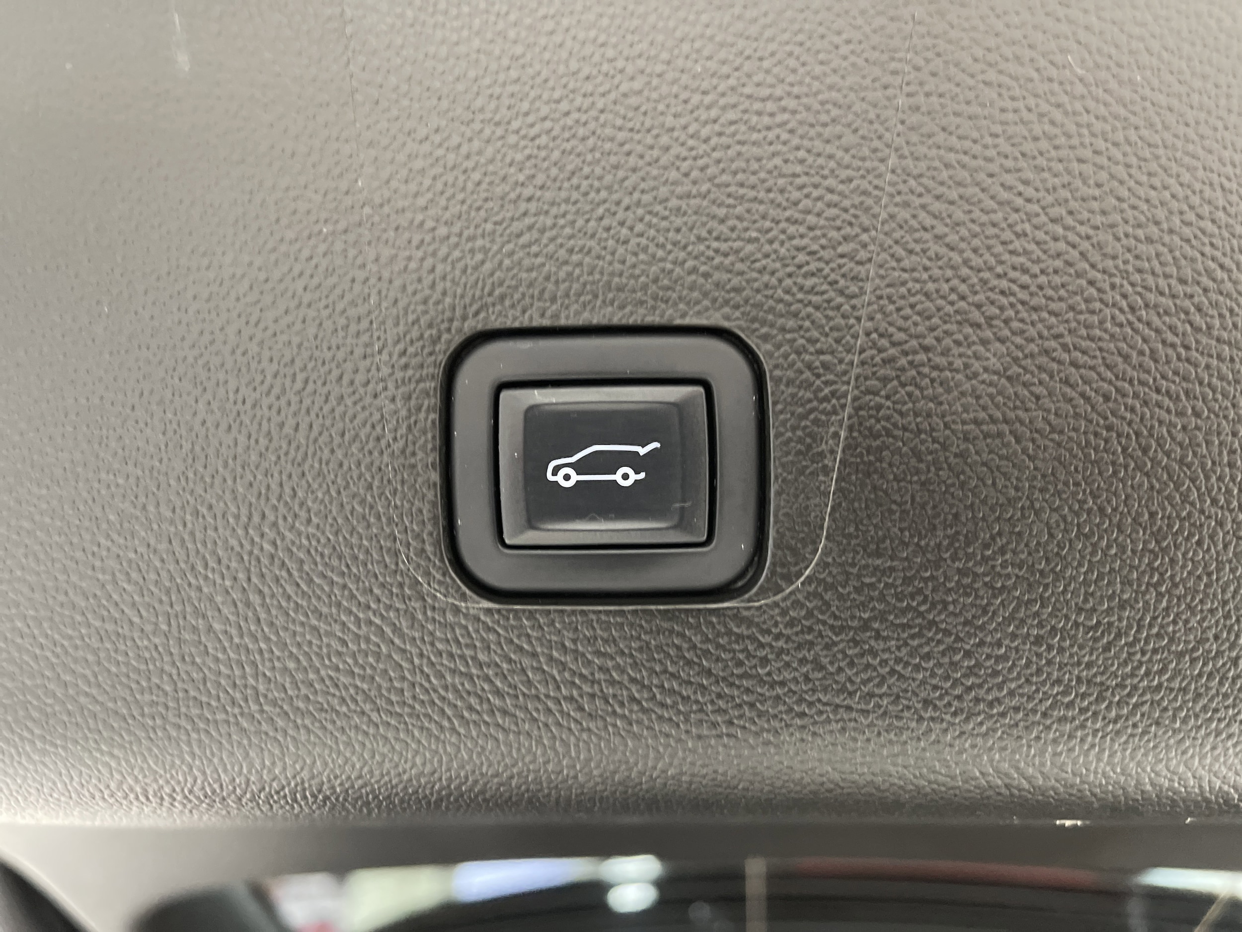 2023 Chevrolet Traverse High Country - Photo 14