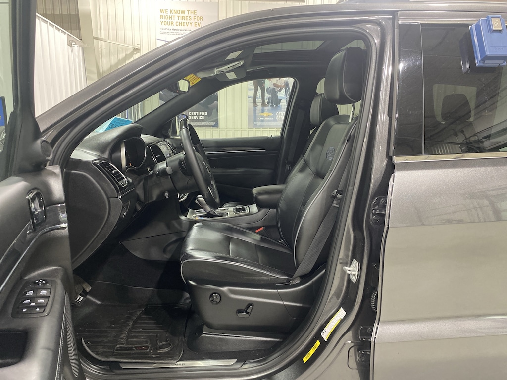 Used 2019 Jeep Grand Cherokee Overland