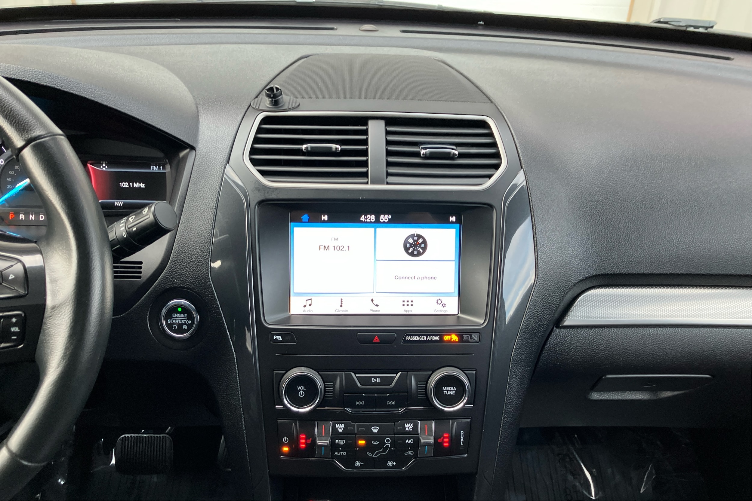 2019 Ford Explorer XLT - Photo 11