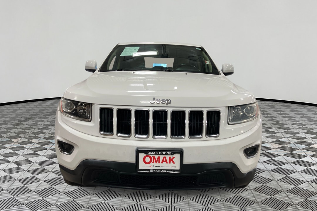 Used 2015 Jeep Grand Cherokee Laredo with VIN 1C4RJEAG0FC640293 for sale in Omak, WA