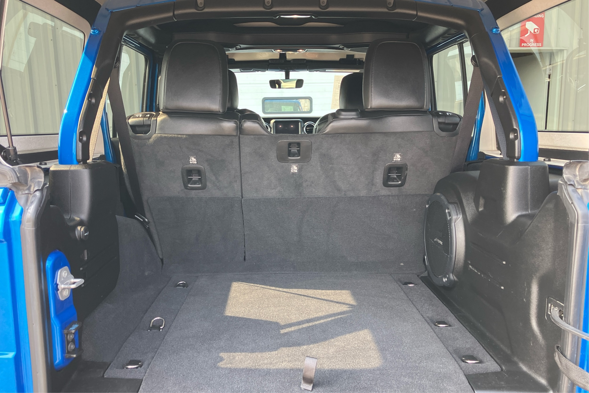 2022 Jeep Wrangler Unlimited Sahara Altitude - Photo 23
