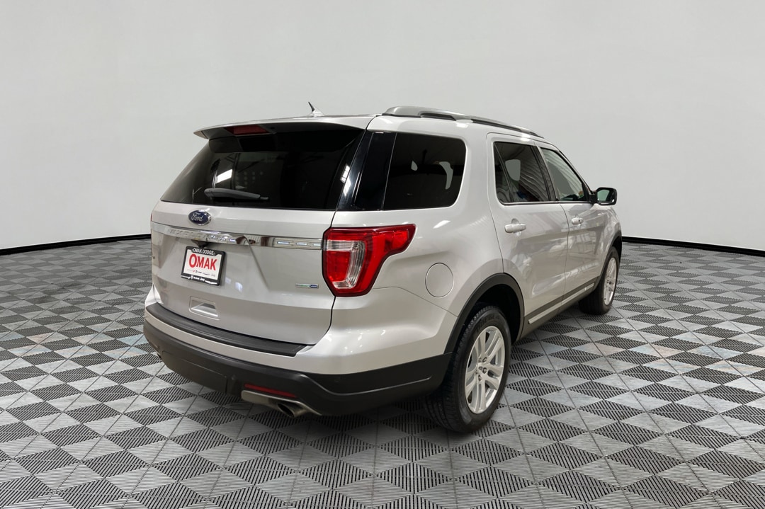 2019 Ford Explorer XLT - Photo 4