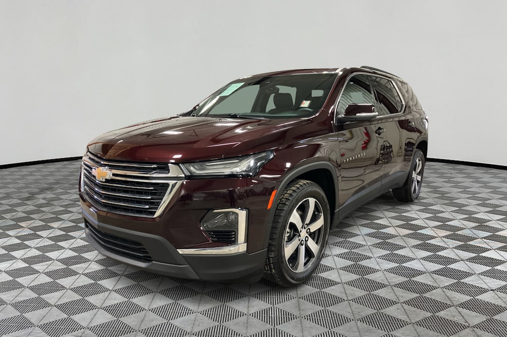 Used 2023 Chevrolet Traverse LT Leather AWD