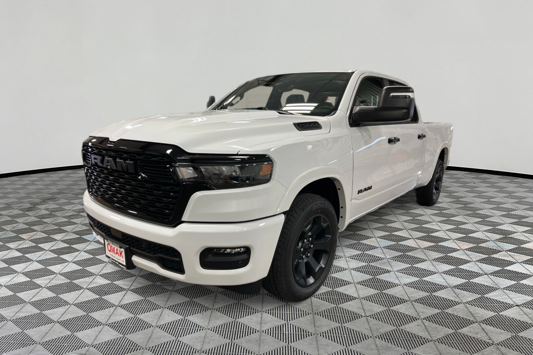 2027 Ram 1500 BIG HORN CREW CAB 4X4 6'4 BOX Pickup
