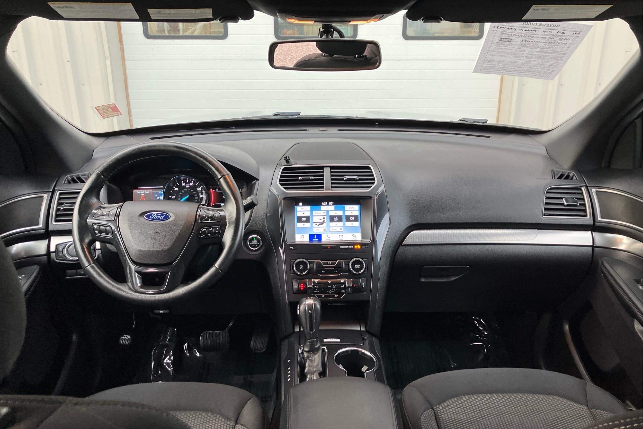 2019 Ford Explorer XLT - Photo 27