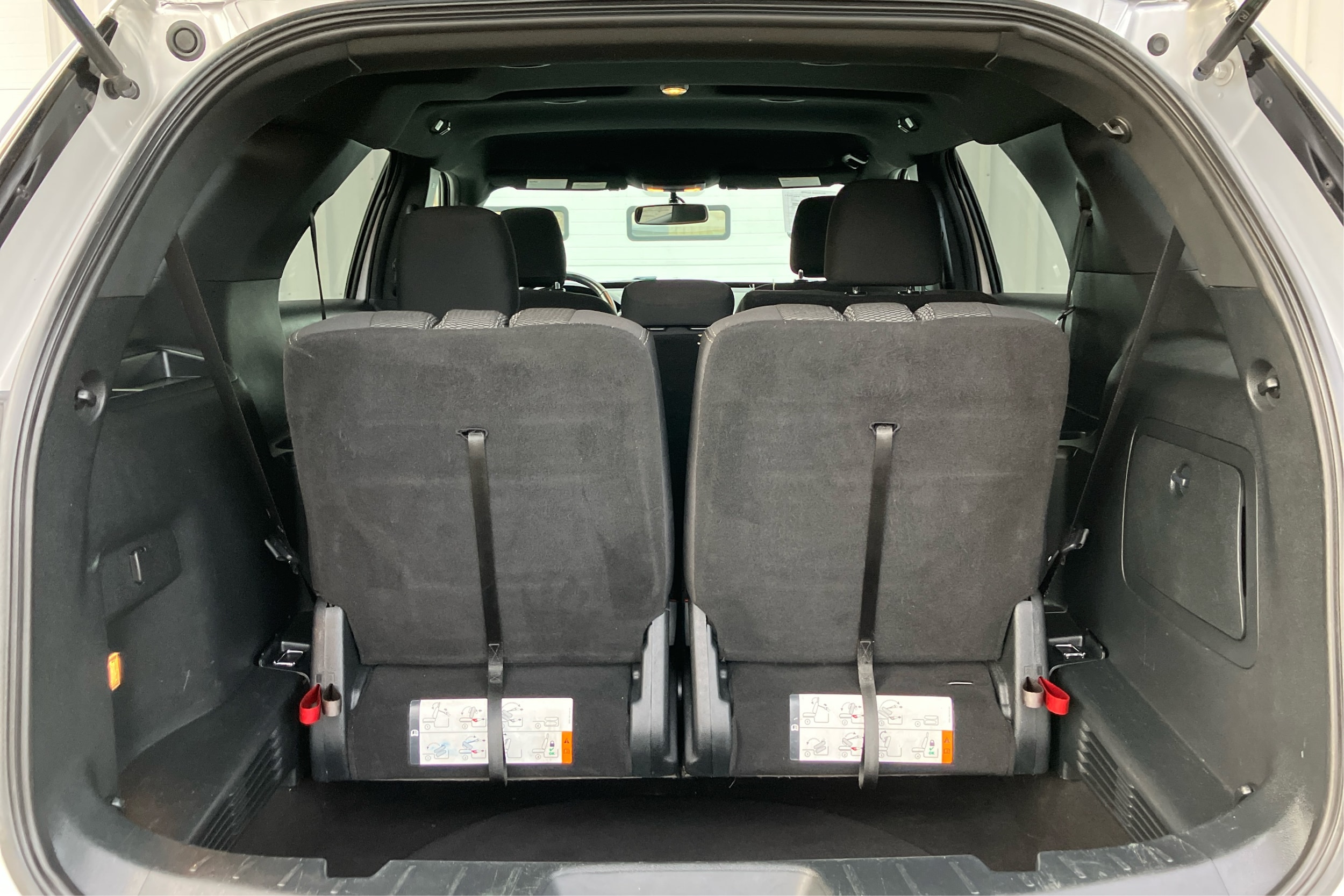 2019 Ford Explorer XLT - Photo 24