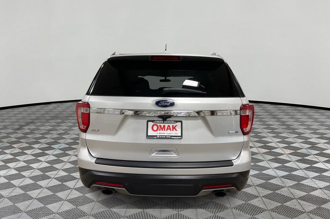 2019 Ford Explorer XLT - Photo 5