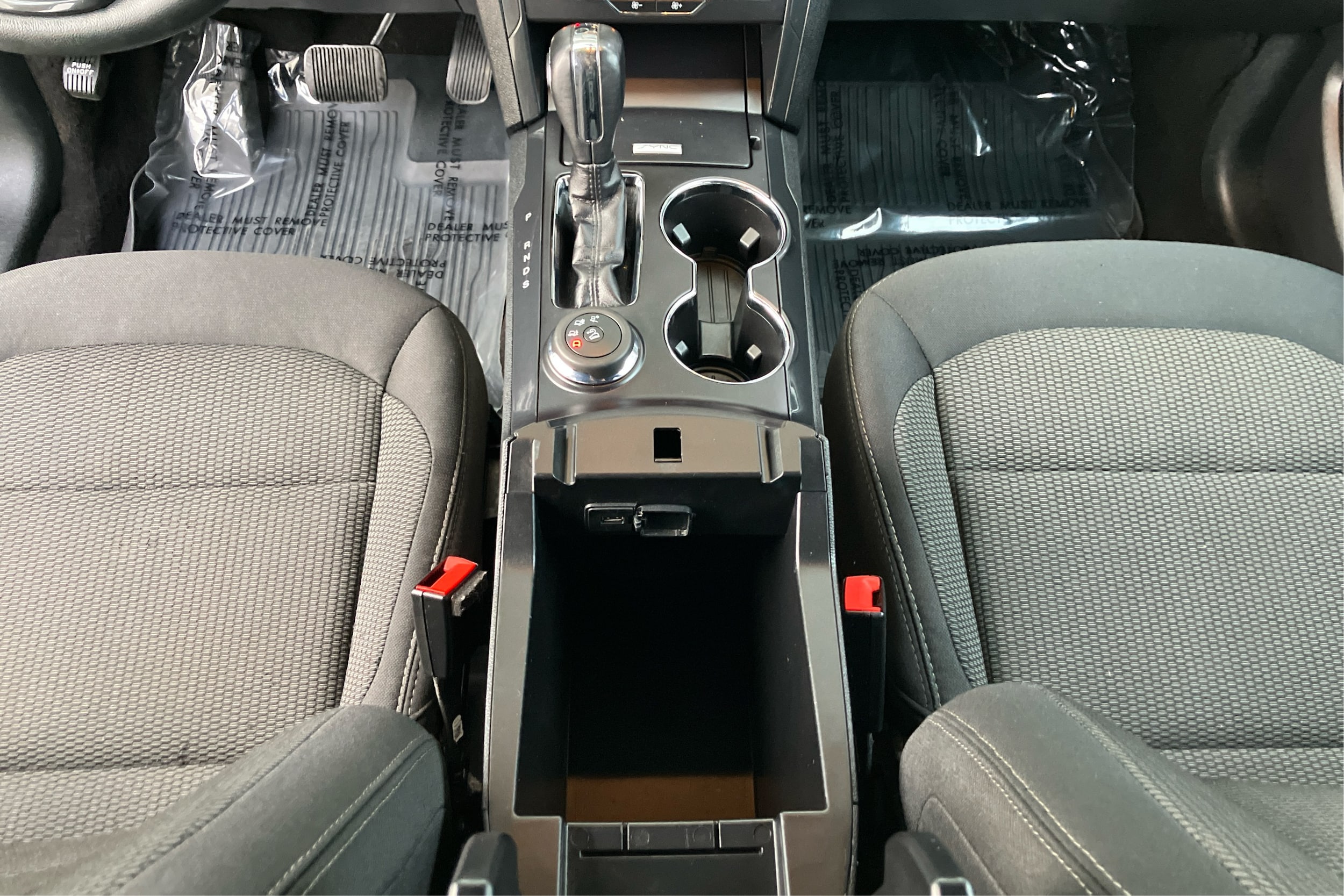 2019 Ford Explorer XLT - Photo 13