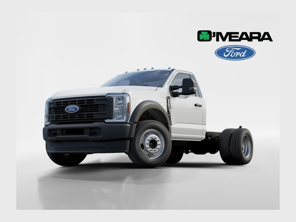 2025 Ford F-600 Super Duty Chassis Cab