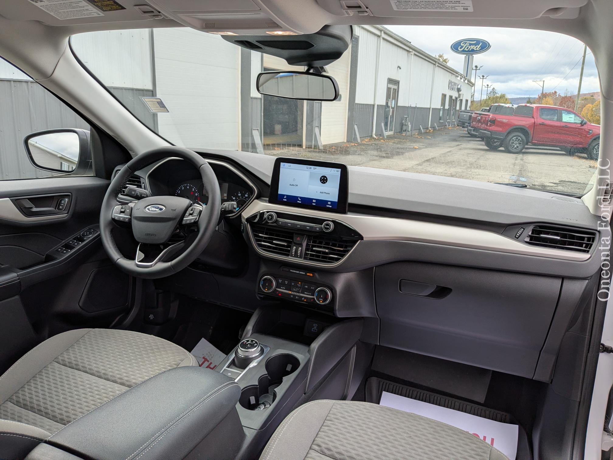 2022 Ford Escape SE - Photo 16