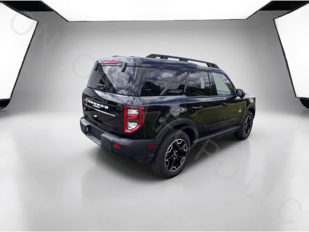 Used 2025 Ford Bronco Sport Outer Banks Four-Wheel Drive with Locking Differential
