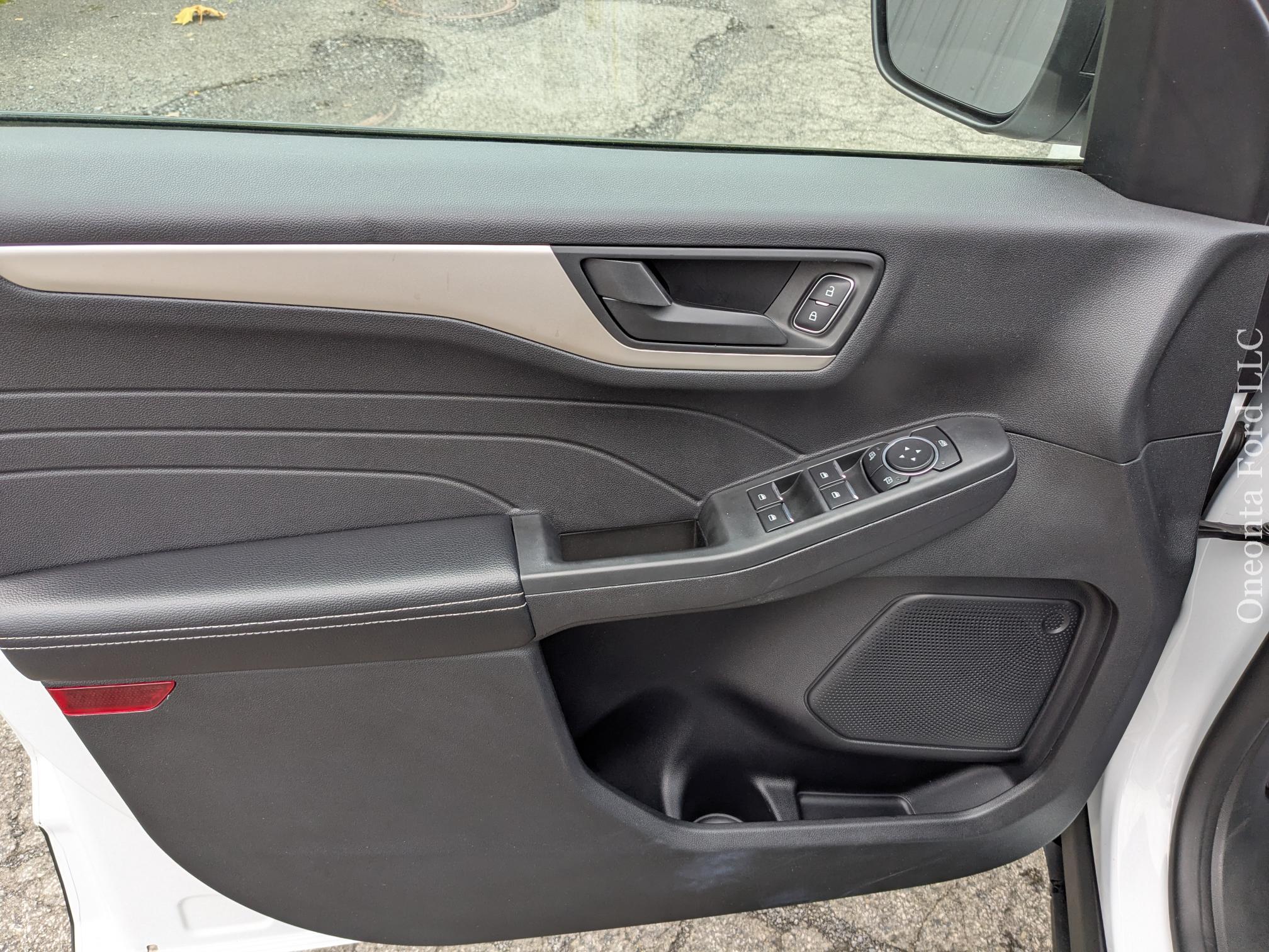 2022 Ford Escape SE - Photo 19
