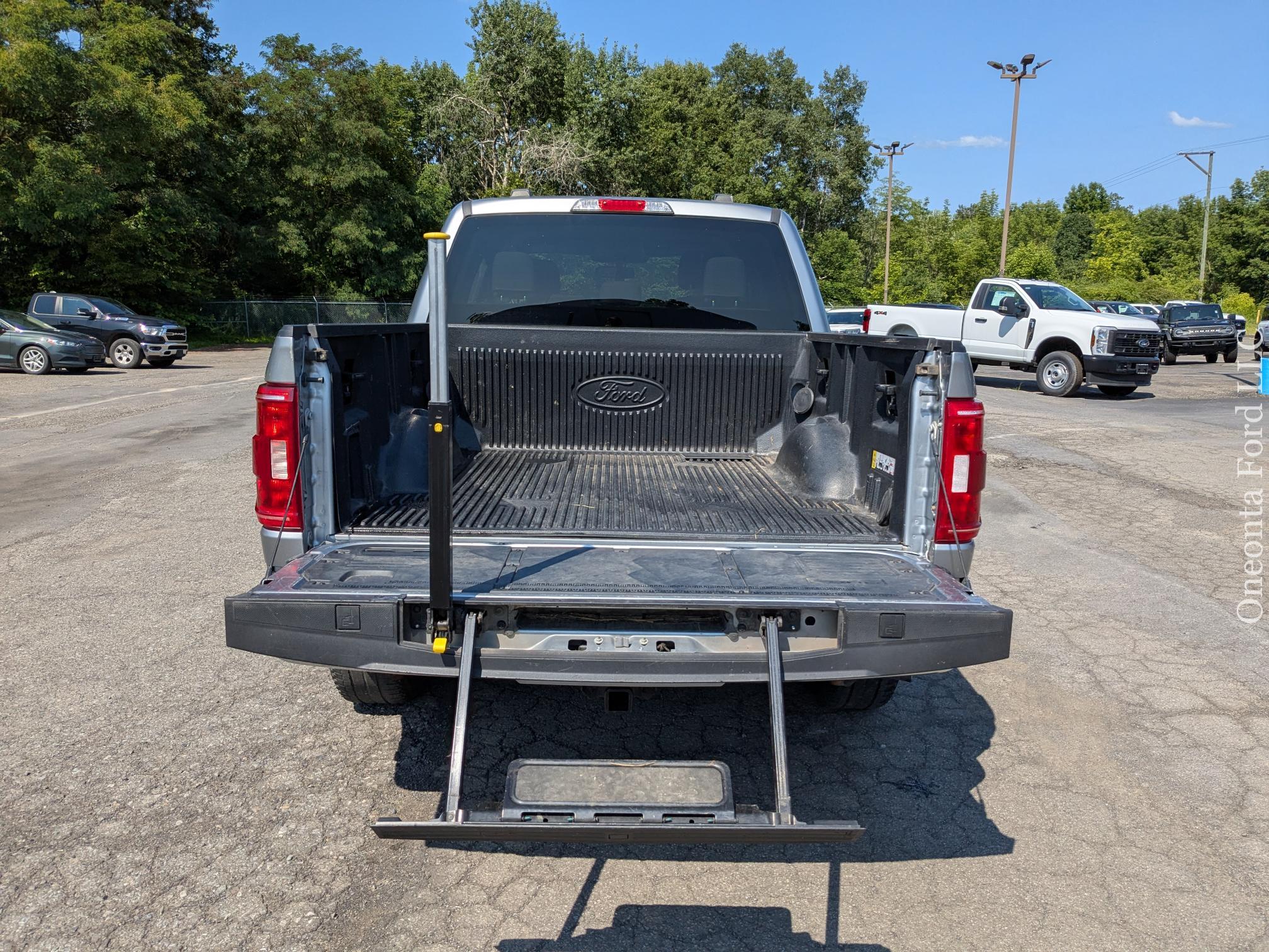 2022 Ford F-150 XLT - Photo 12