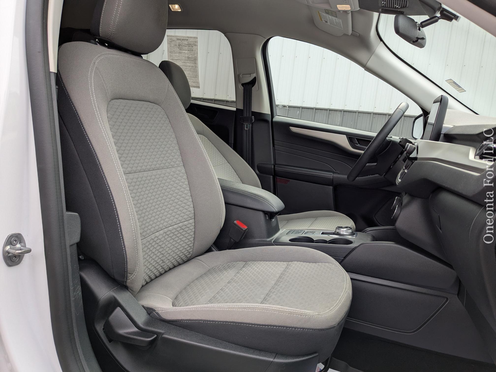 2022 Ford Escape SE - Photo 17