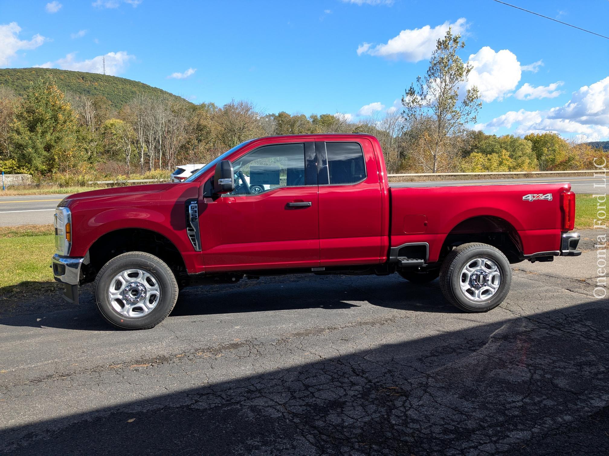 New 2026 Ford Super Duty F-350® XLT TRUCK