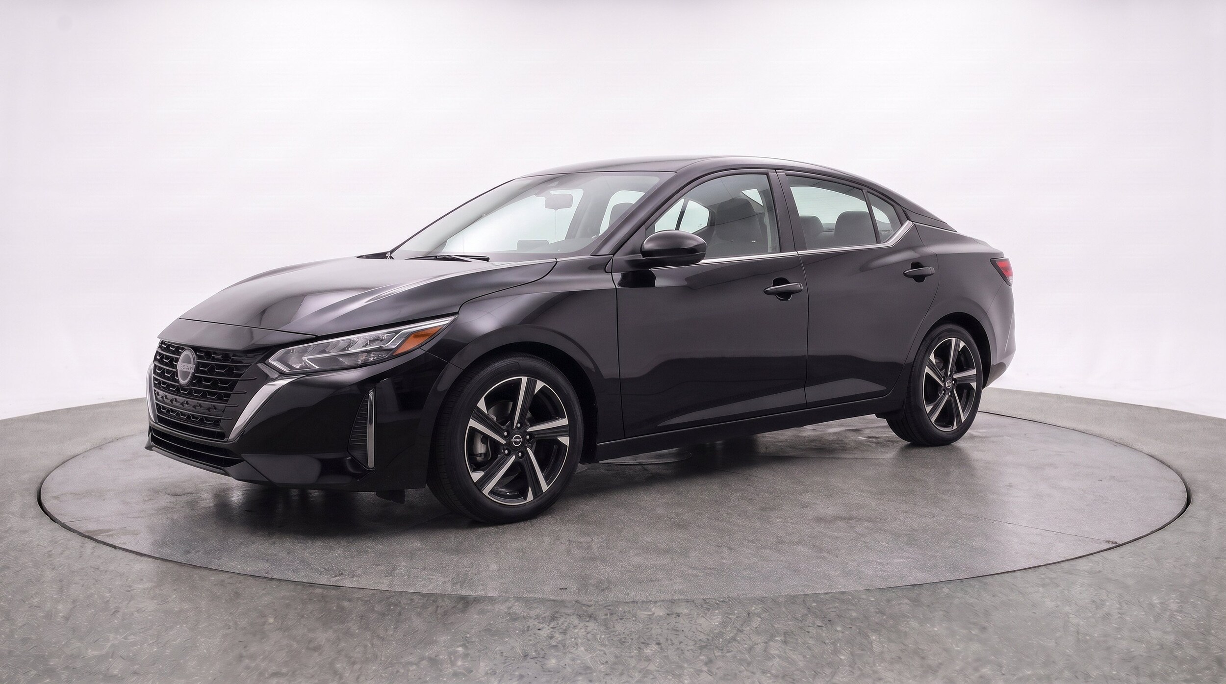 Thumbnail: 2025 Nissan Sentra - 3
