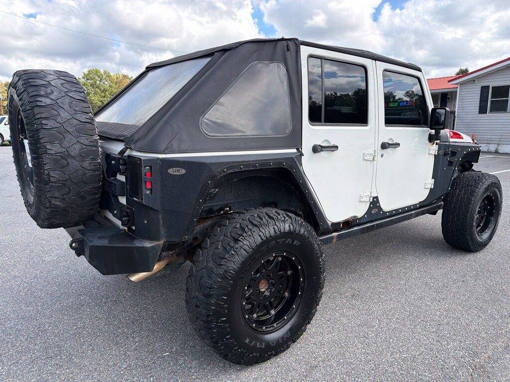 Used 2010 Jeep Wrangler Unlimited Rubicon SUV