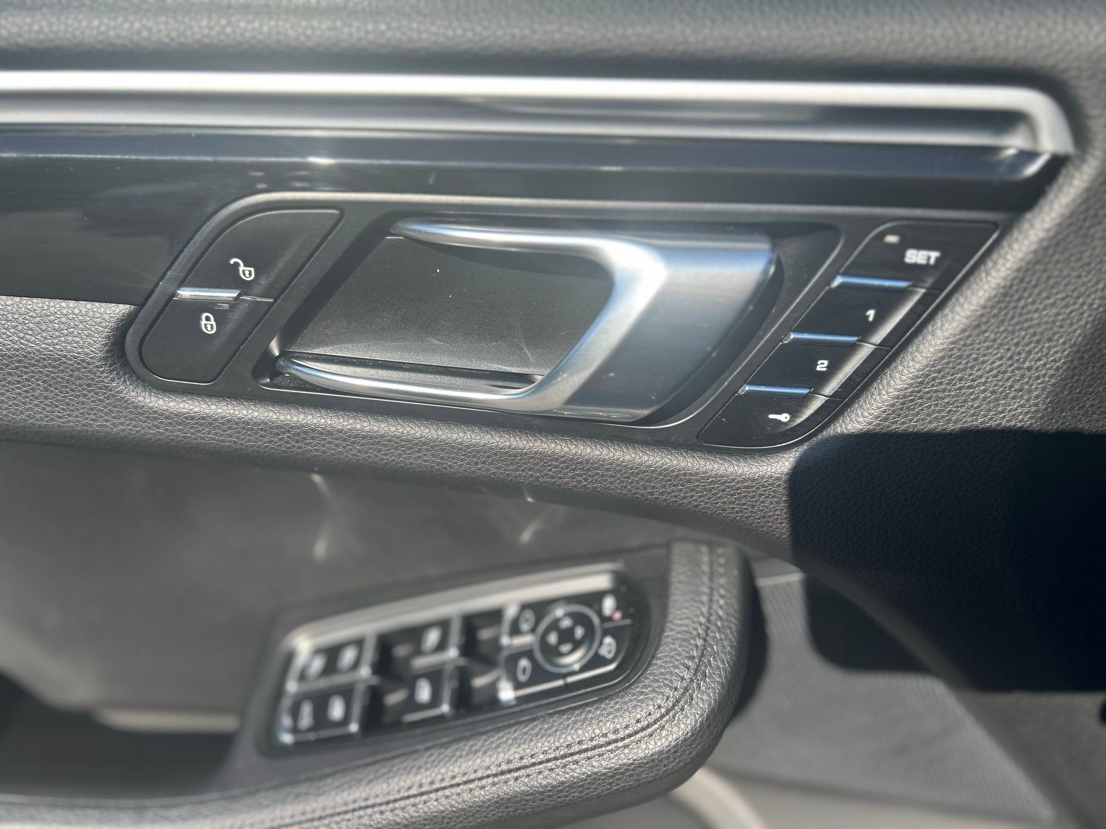 2018 Porsche Macan Base - Photo 21