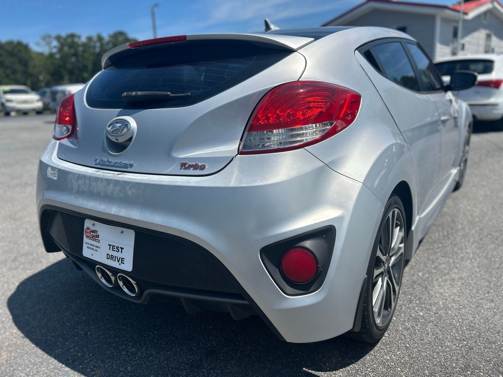 2016 Hyundai Veloster - Photo 12