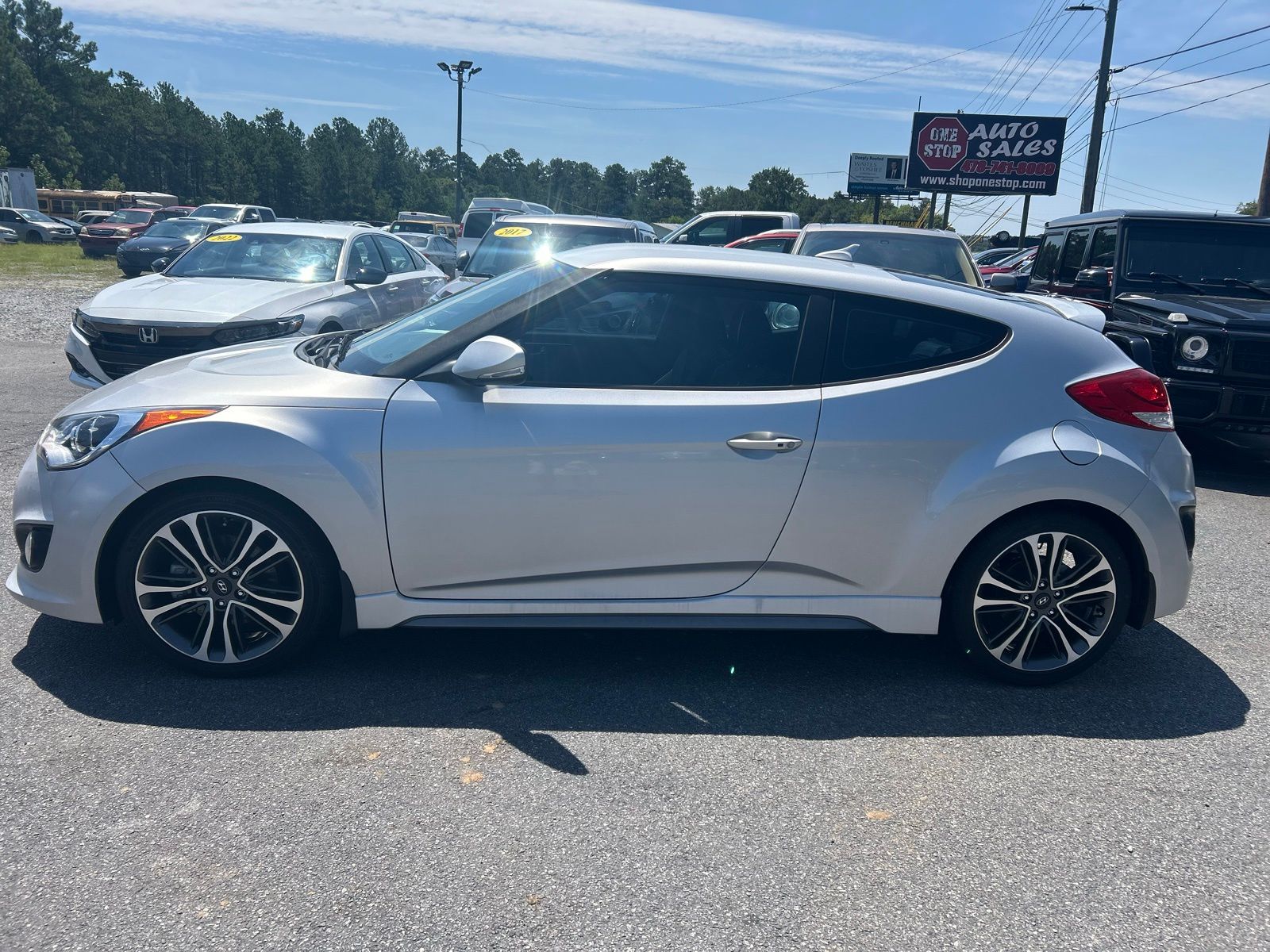 2016 Hyundai Veloster - Photo 16