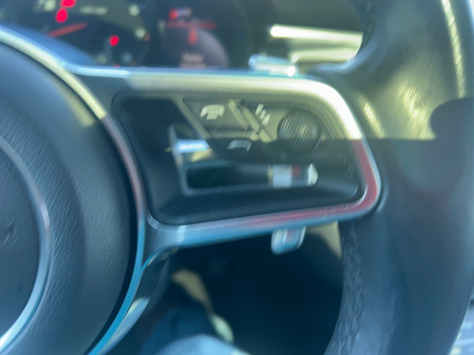 2018 Porsche Macan Base - Photo 23