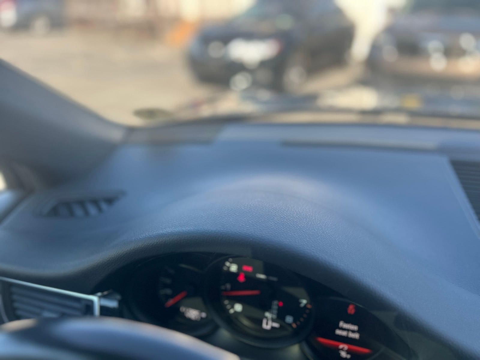 2018 Porsche Macan Base - Photo 34
